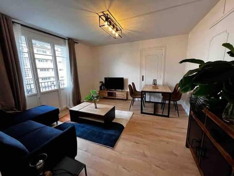 Modern Appartement 3 Bedrooms Condo in Vitry-sur-Seine