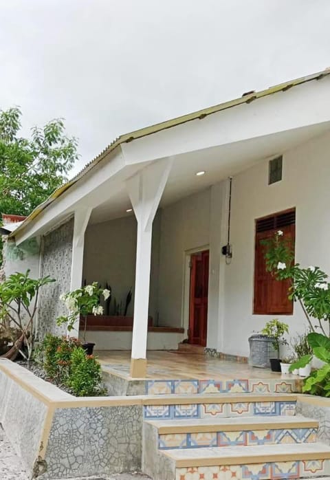 Alfara Homestay House in Special Region of Yogyakarta