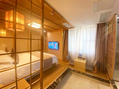 Fresh House Hotel - West Lake Qingchun Branch Hotel in Hangzhou