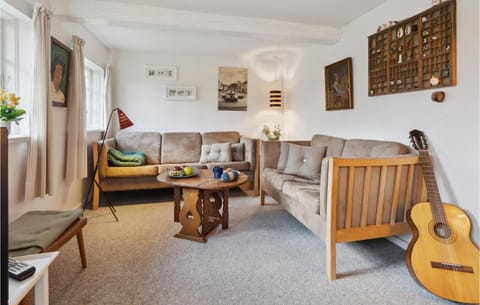 Pet Friendly Home In Humble With Wifi Maison in Rudkøbing