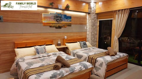 Family World Transhotel: Jemimah & Abraham (2BR) Bed and Breakfast in Baguio