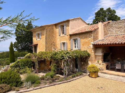 Property building, Balcony/Terrace, Garden view