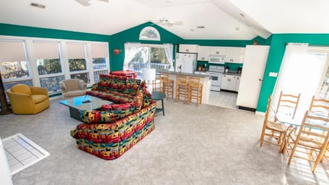 MS9, Mango Manor- Private Pool, Hot Tub, Gas grill House in Corolla