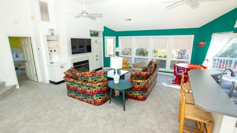 MS9, Mango Manor- Private Pool, Hot Tub, Gas grill House in Corolla