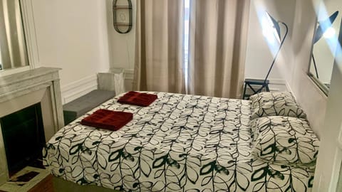 Appartement cosy proche Paris Condo in Charenton-le-Pont