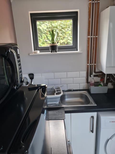 1 Bed Annex 2 mins from Harlow Mill train station Apartment in Harlow