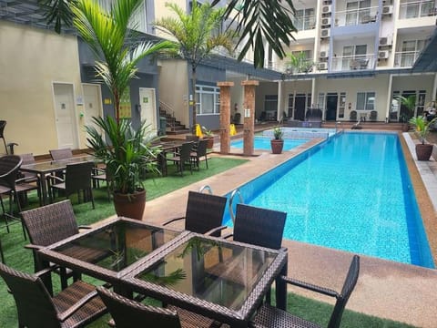 305 La Grande, cozy condo with hotel amenities! Apartment in Angeles