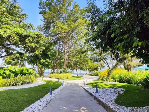 Tambuli Seaside Resort Residences Apartment in Lapu-Lapu City