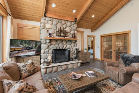 4920 County Rd 203 House in La Plata County