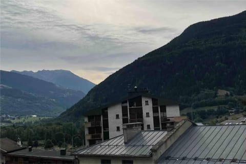 Camp de Base : Bourg-Saint-Maurice Apartment in Bourg-Saint-Maurice