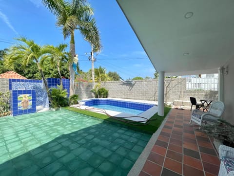 Hermosa Casa En playa Mendoza House in Atlantico