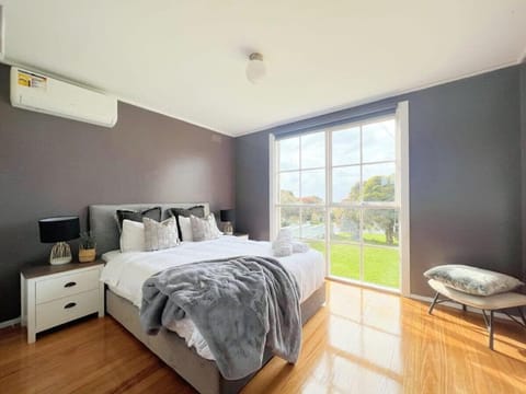 Holiday Home at Tennent St Dromana Haus in Dromana