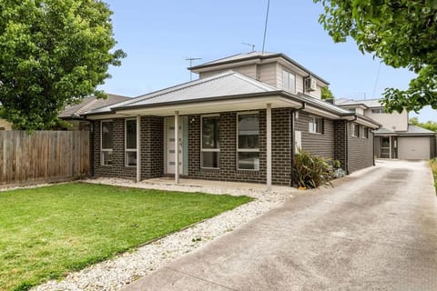 West Addis I Longer Stays Welcome Haus in Geelong West
