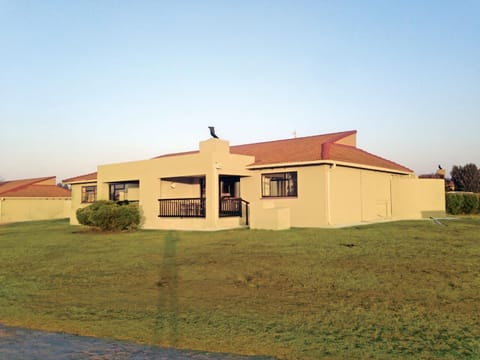 First Group Midlands Saddle and Trout Hotel in KwaZulu-Natal