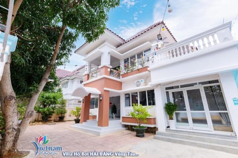 Property building, Day, Neighbourhood, Street view