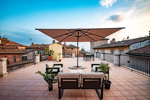Balcony/Terrace, Balcony/Terrace