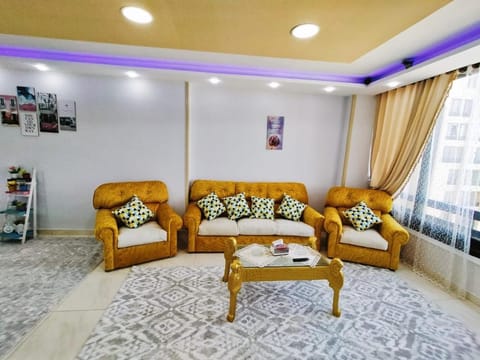 شقق فندقيه علئ البحر مباشره Apartment in Alexandria