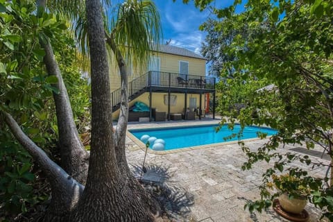 Charming Villa Espagna - Heated/Salt-Pool Oasis! Casa in Lake Worth