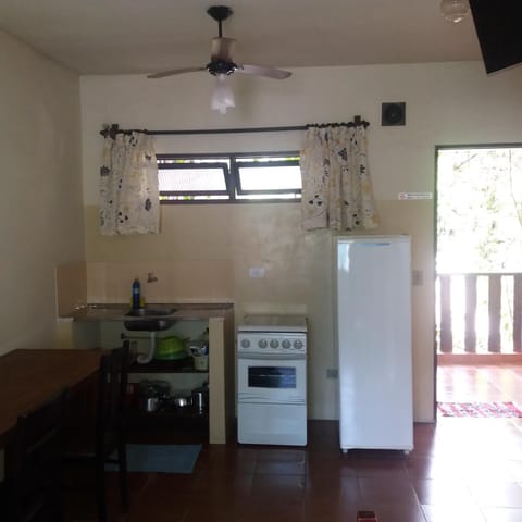 Shower, TV and multimedia, Coffee/tea facilities, Balcony/Terrace, Kitchen or kitchenette, Bedroom