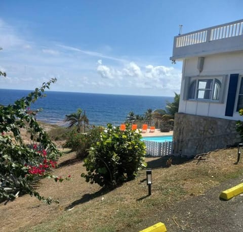 Breathtaking ocean views in Judiths Fancy House in St. Croix