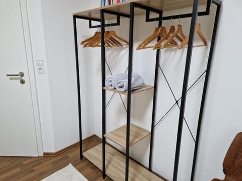 Cozy Apartment: Design Superior Suite Zentral - Küche - Balkon Condo in Cloppenburg