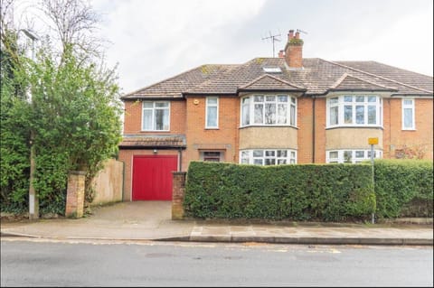 Property building, Day, Neighbourhood, Street view