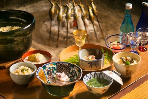 川魚・山菜料理　和田屋 Ryokan in Kanazawa
