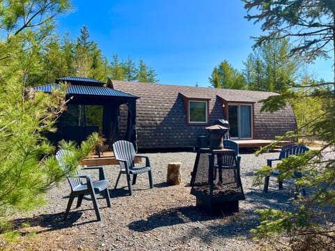 Le POD'Stress / Nature et tranquilité Chalet in Saint-Alexis-des-Monts