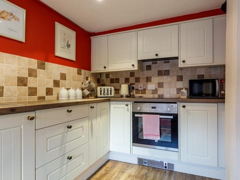 2 Bed in Evesham 49245 House in Wychavon District