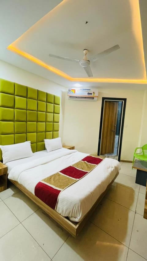 Hotel Happy Stay Bed and Breakfast in Ahmedabad