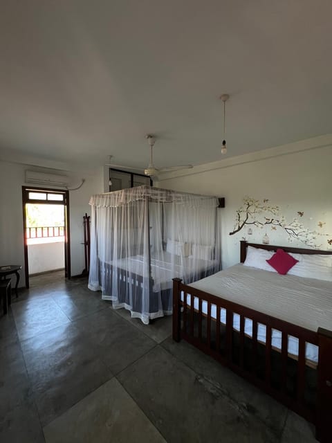 VILLA WATER LILY Bed and Breakfast in Galle