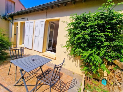 Patio, Balcony/Terrace, Dining area