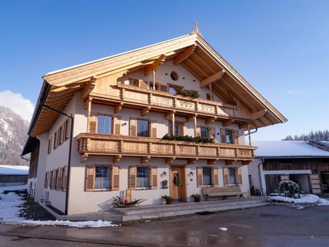 Property building, Natural landscape, Winter