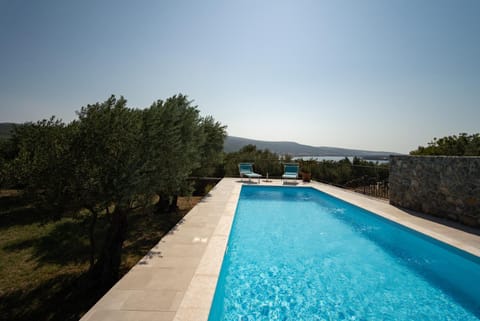 Villa with a beautiful sea view near the beach - by Traveler tourist agency Krk ID 2175 Villa in Krk