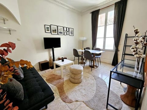 The Ground Floor Suite Condo in Vitry-sur-Seine