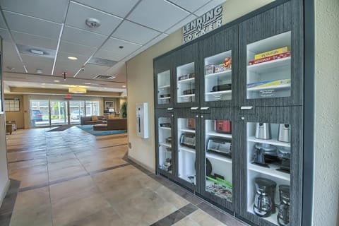 Candlewood Suites Columbus - Grove City, an IHG Hotel Hotel in Grove City