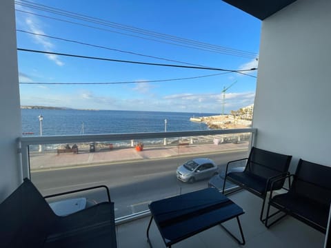 Balcony/Terrace, Seating area, Sea view