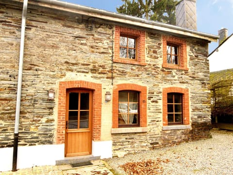 Ardennic farmhouse for groups Maison in Trois-Ponts