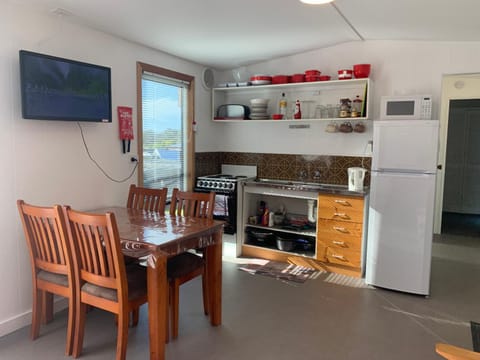 TV and multimedia, Kitchen or kitchenette, pet friendly, stove