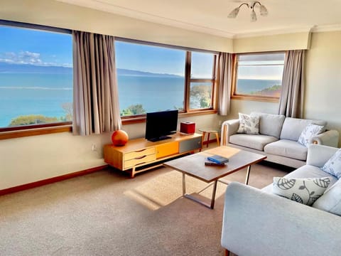 Natural landscape, Living room, Sea view