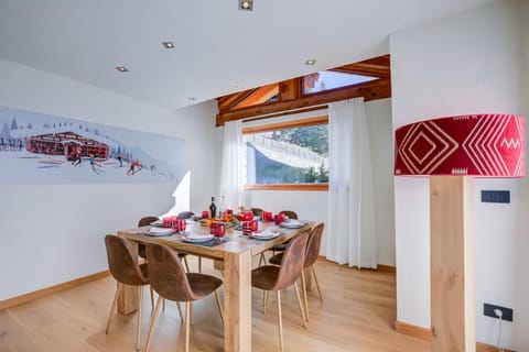 Chalet Merveille Ski In - Ski Out - Happy Rentals Chalet in Sauze d'Oulx