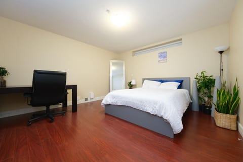 Cambie & 61st Ave Homestay Vacation rental in Vancouver