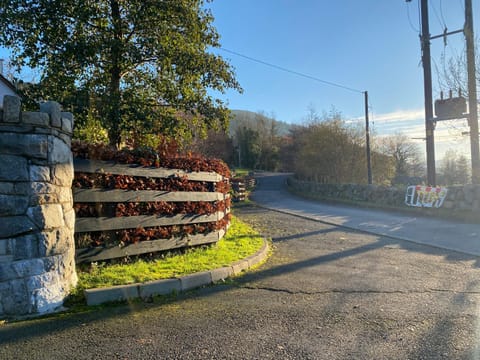 Rostrevor Valley House -Mountainside Hot Tub View House in Northern Ireland