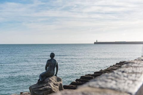 Nearby landmark, Sea view