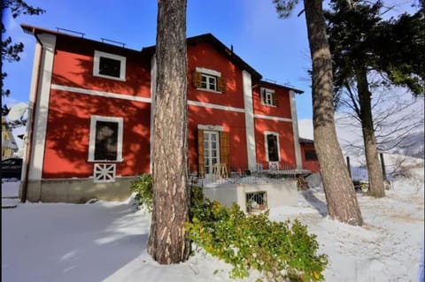 Property building, Garden view