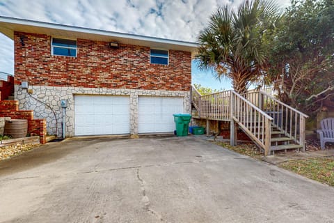 Wave Watcher Cottage Maison in South Daytona