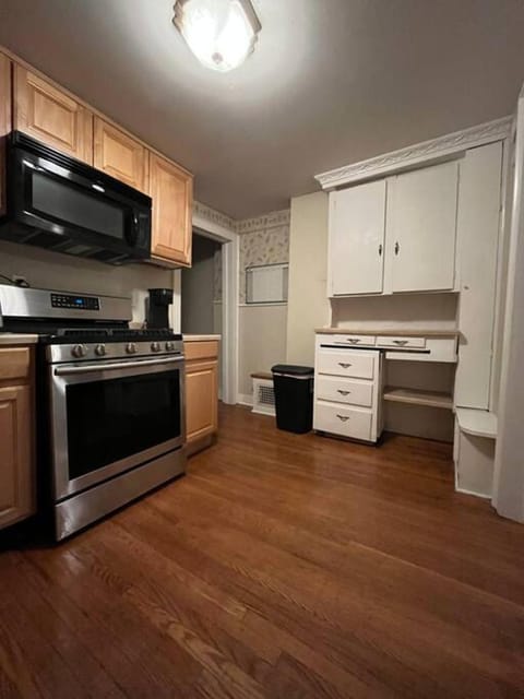 Intimate 1 Bedroom Apt by UHS Condo in Binghamton