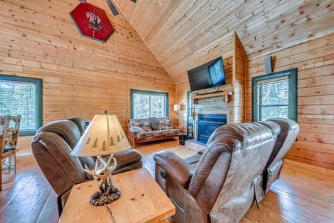 16 Mi to Ski Apache Ruidoso Cabin Rental House in Ruidoso