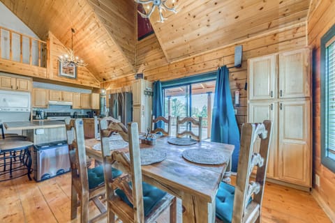 16 Mi to Ski Apache Ruidoso Cabin Rental Casa in Ruidoso