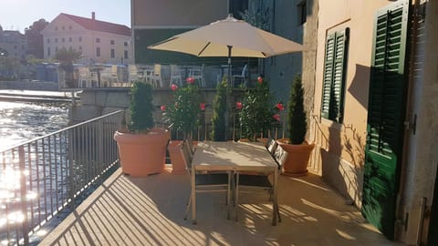 Balcony/Terrace, Balcony/Terrace